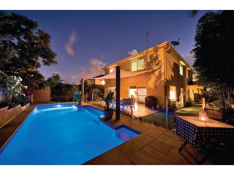 37 Mahogany Boulevard, Warriewood NSW 2102