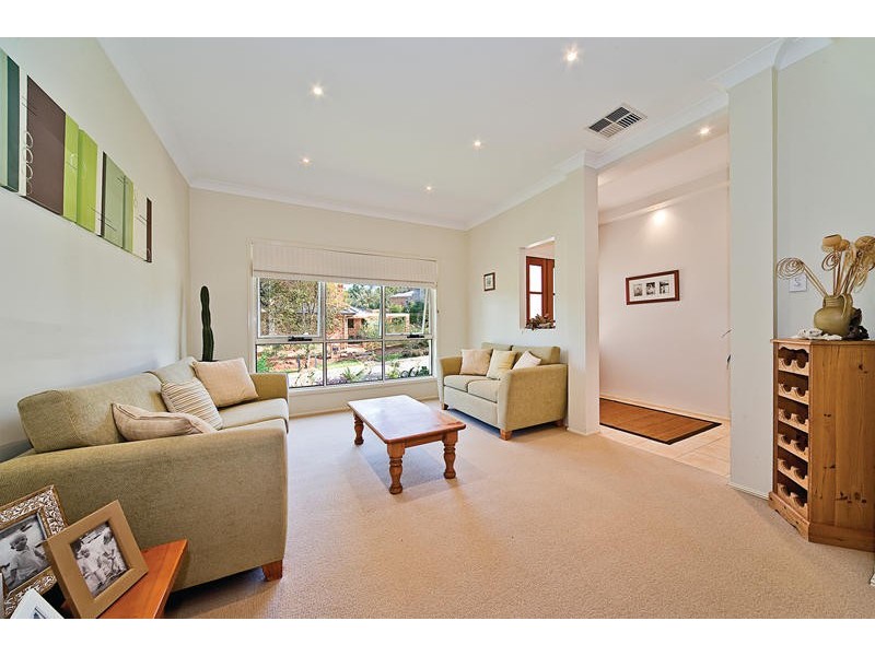 37 Mahogany Boulevard, Warriewood NSW 2102