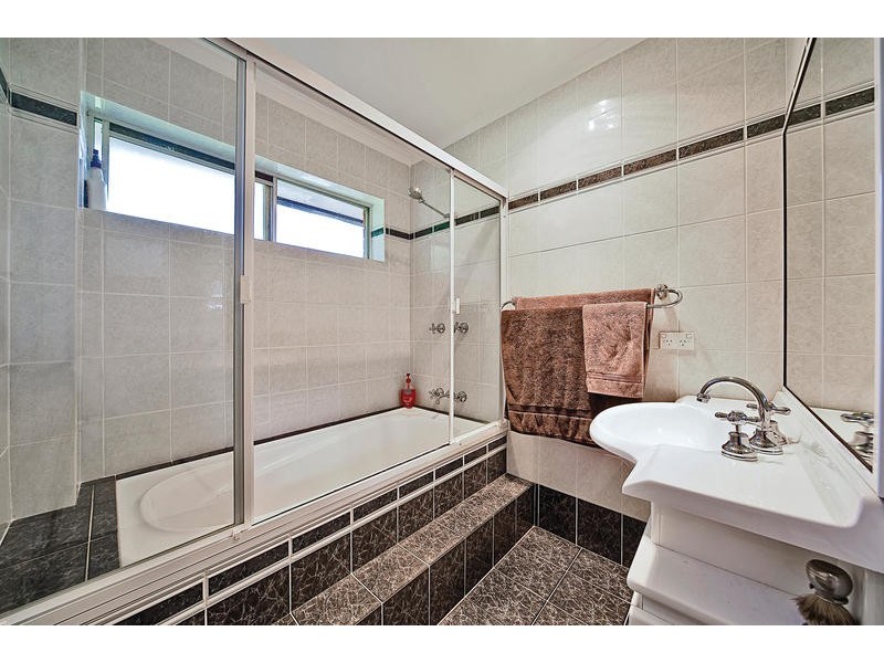 10/30 The Crescent, Dee Why NSW 2099