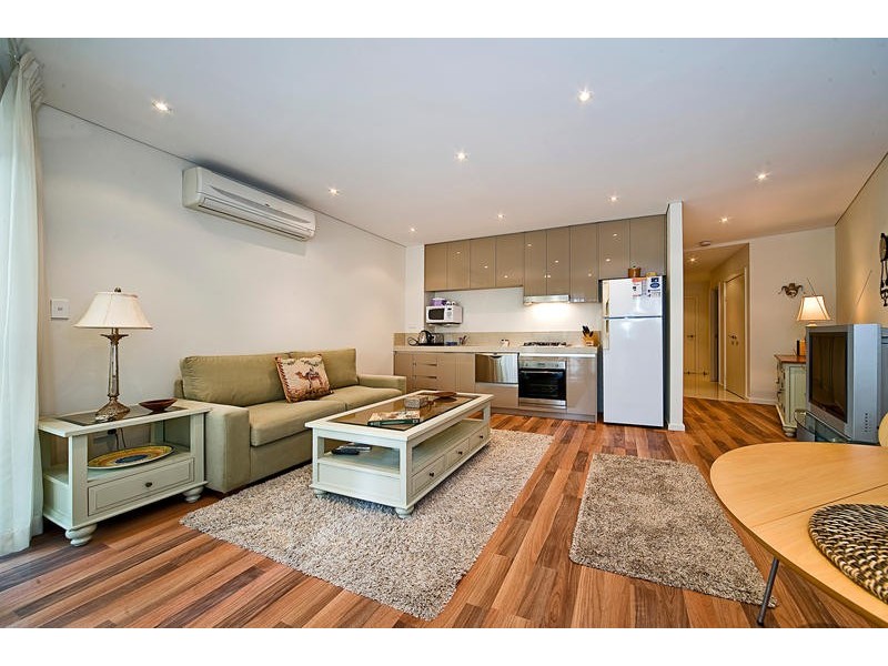 2/1-3 Westminster Avenue, Dee Why NSW 2099