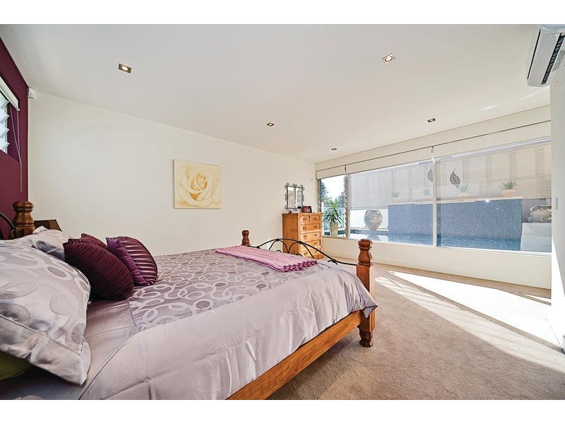 5 Peal Place, Warriewood NSW 2102