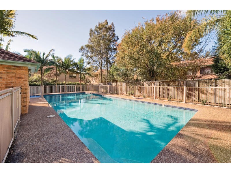 4/237 MacPherson Street, Warriewood NSW 2102