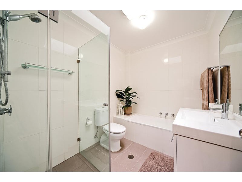4/237 MacPherson Street, Warriewood NSW 2102