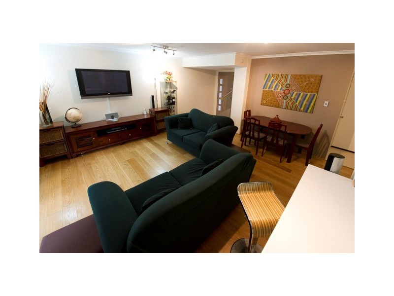 60/28 MacPherson Street, Warriewood NSW 2102