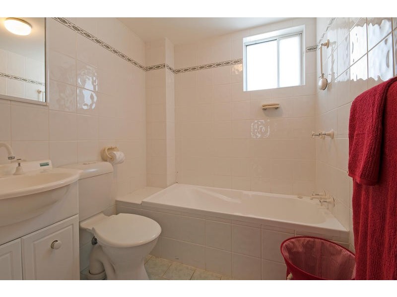 11/13 Lagoon Street, Narrabeen NSW 2101