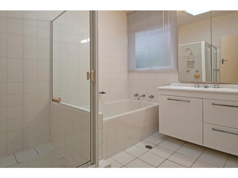 20 Wesley Street, Elanora Heights NSW 2101