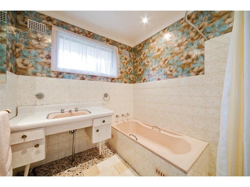 48 Coniston Street, Wheeler Heights NSW 2097