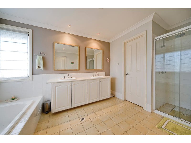 29 Waterside Grove, Warriewood NSW 2102