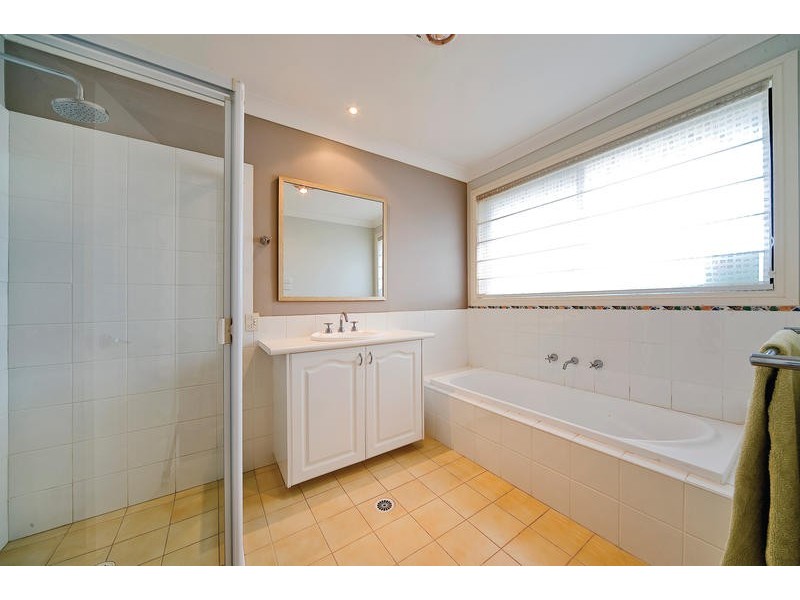 29 Waterside Grove, Warriewood NSW 2102