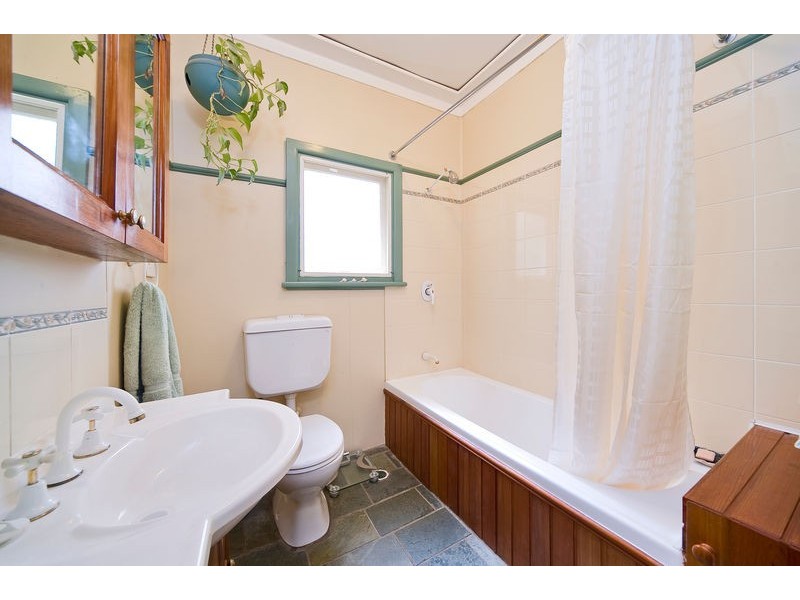 157 Rickard Road, North Narrabeen NSW 2101