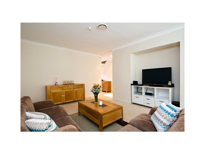 8/13-19 Angophora Circuit, Warriewood NSW 2102