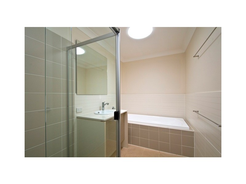 8/13-19 Angophora Circuit, Warriewood NSW 2102