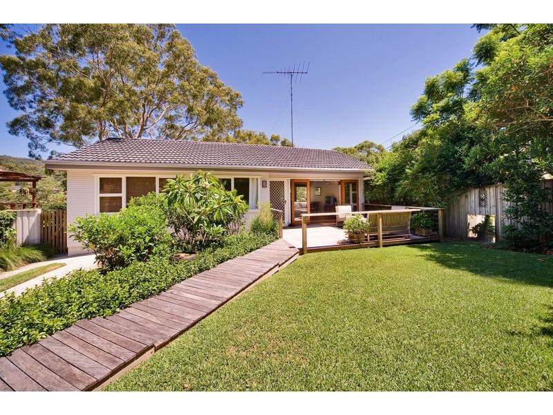 25 Ara Crescent, Narraweena NSW 2099