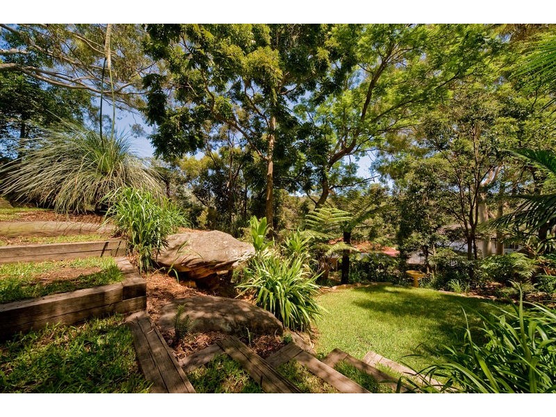 25 Ara Crescent, Narraweena NSW 2099