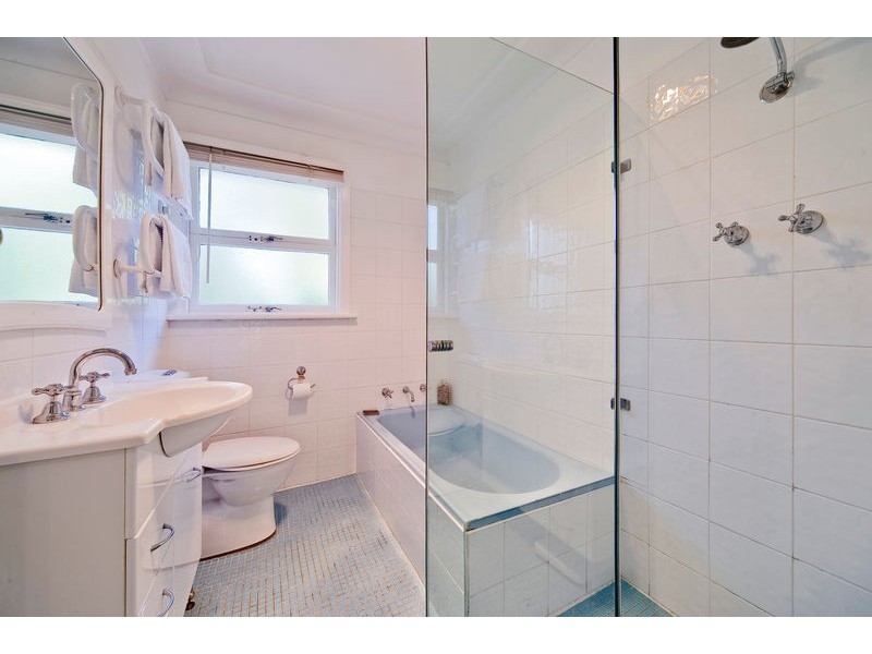 25 Ara Crescent, Narraweena NSW 2099