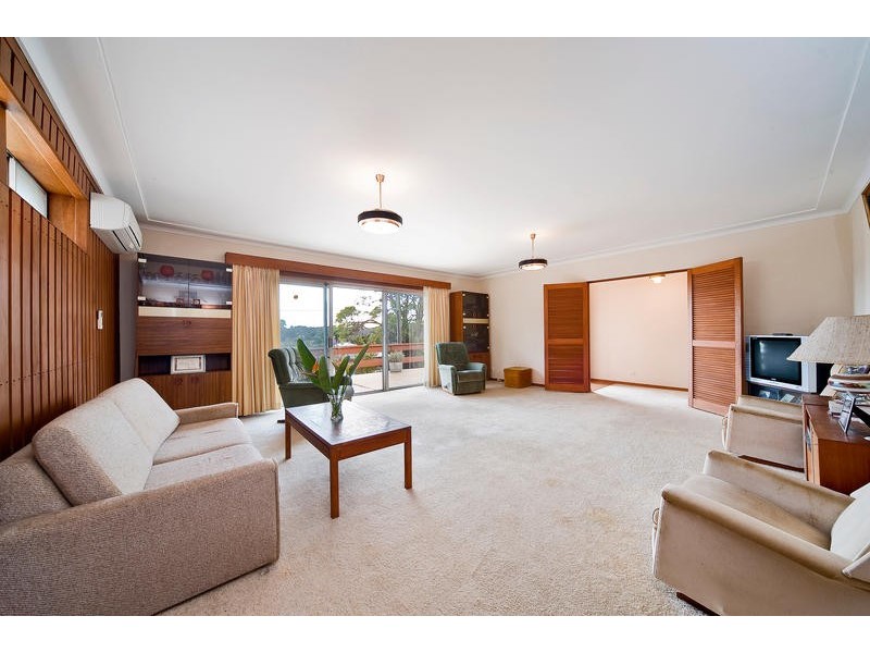 52 Warraba Road, North Narrabeen NSW 2101