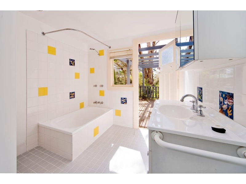 27 Alleyne Avenue, North Narrabeen NSW 2101