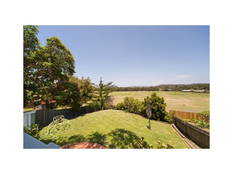 15 Arnott Crescent, Warriewood NSW 2102