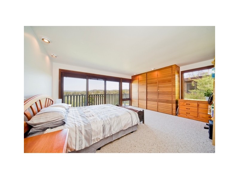 15 Arnott Crescent, Warriewood NSW 2102