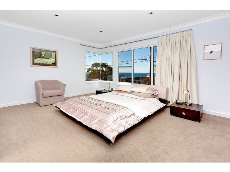 46 Edgecliffe Boulevard, Collaroy Plateau NSW 2097