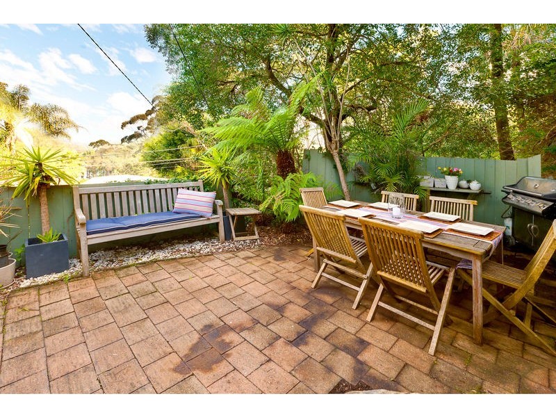 11 Elanora Road, Elanora Heights NSW 2101