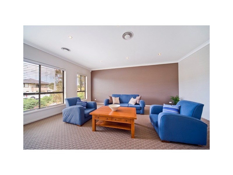 6 Eucalyptus Place, Warriewood NSW 2102