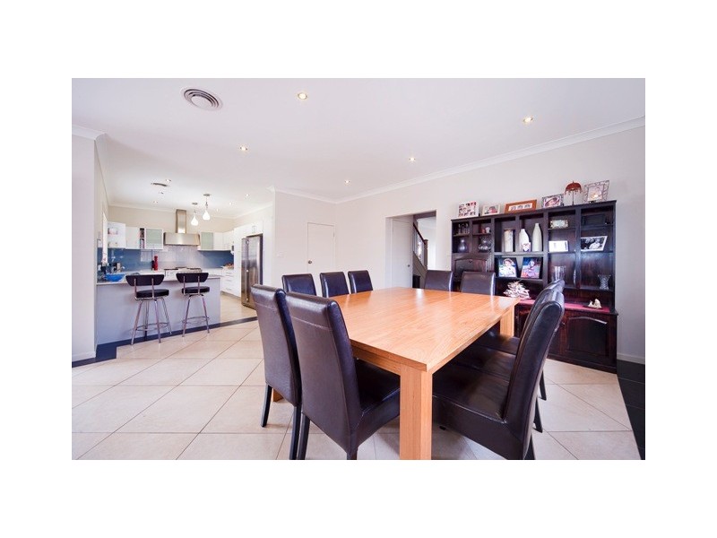 6 Eucalyptus Place, Warriewood NSW 2102