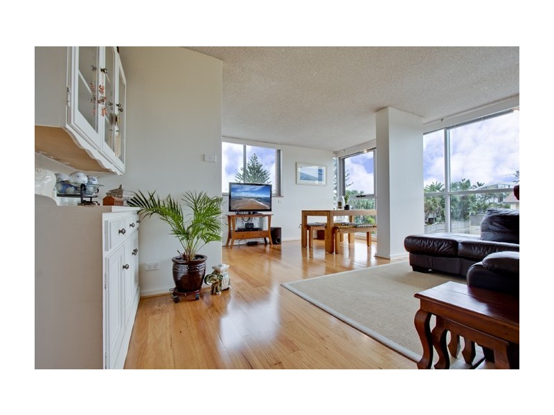 6/54 Golf Avenue, Mona Vale NSW 2103