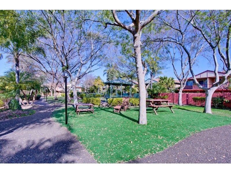 24/26 Macpherson Street, Warriewood NSW 2102