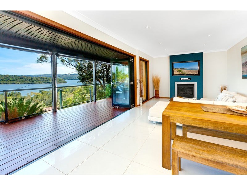 28 Carefree Road, North Narrabeen NSW 2101