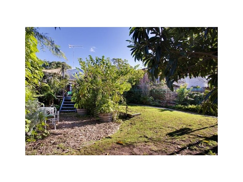 35 Warraba Road, North Narrabeen NSW 2101