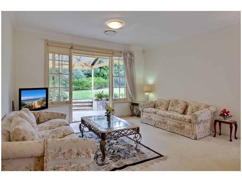 16 Wingara Grove, Belrose NSW 2085