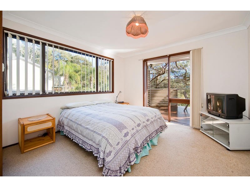4 Kuttabul Place, Elanora Heights NSW 2101