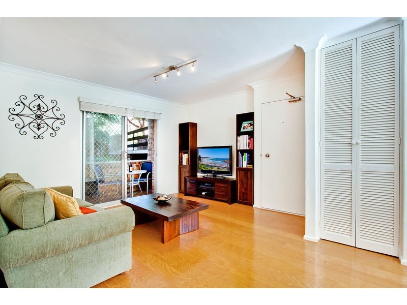 2/58 Pacific Parade, Dee Why NSW 2099
