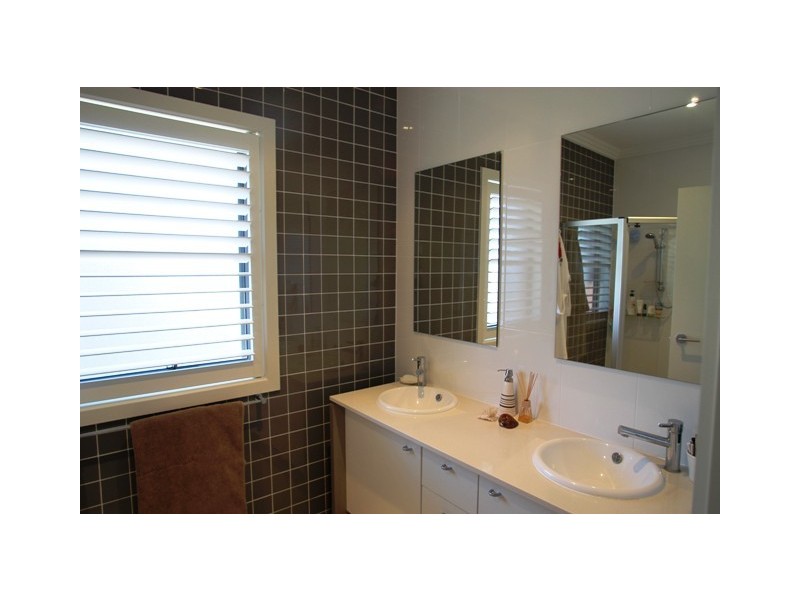 8/23 Angophora Circuit, Warriewood NSW 2102