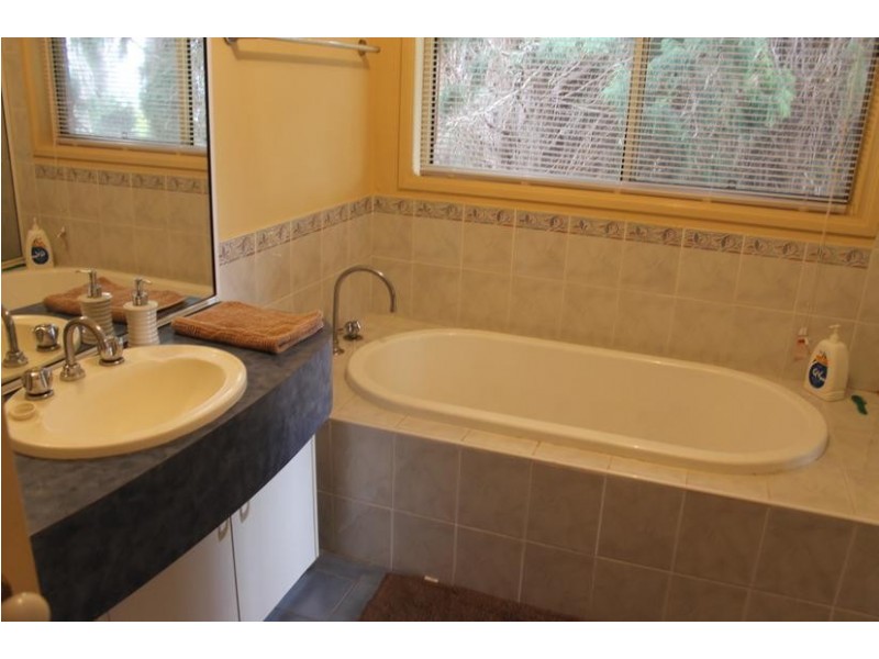 9 Lantana Avenue, Collaroy Plateau NSW 2097