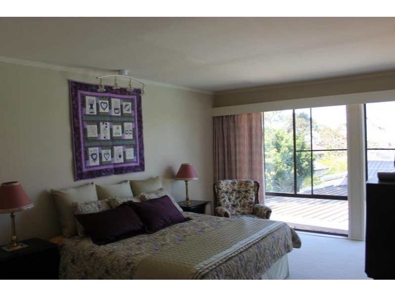 29 Ettalong St, Wheeler Heights NSW 2097