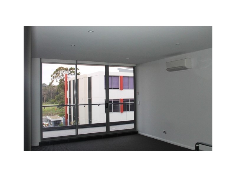 236/79-91 Macpherson Street, Warriewood NSW 2102