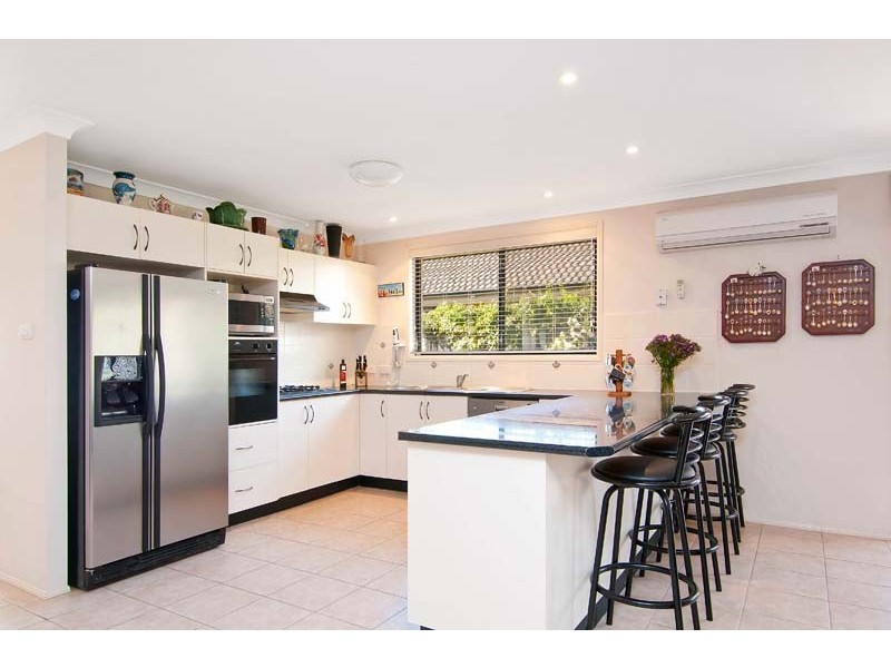 10 Lewis Close, Warriewood NSW 2102