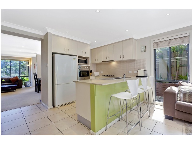 1 Lorikeet Grove, Warriewood NSW 2102