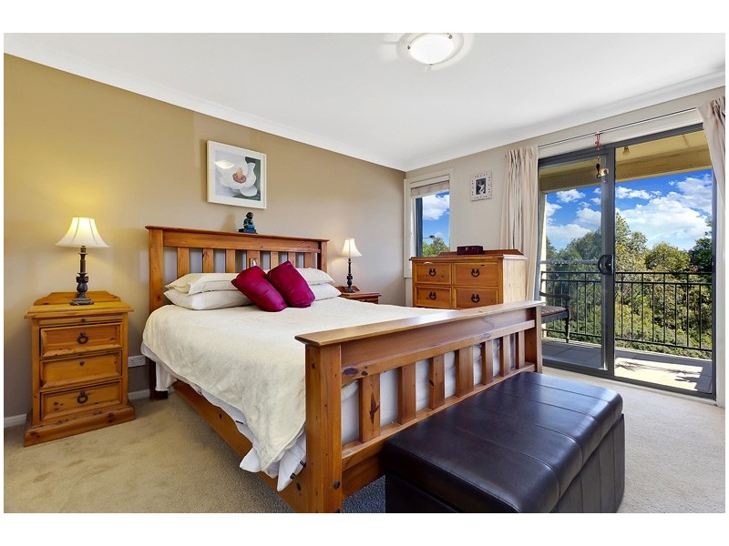 1 Lorikeet Grove, Warriewood NSW 2102