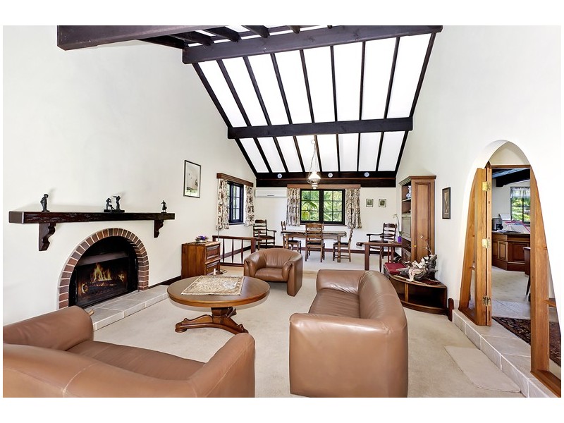 158 Powderworks Roads, Elanora Heights NSW 2101