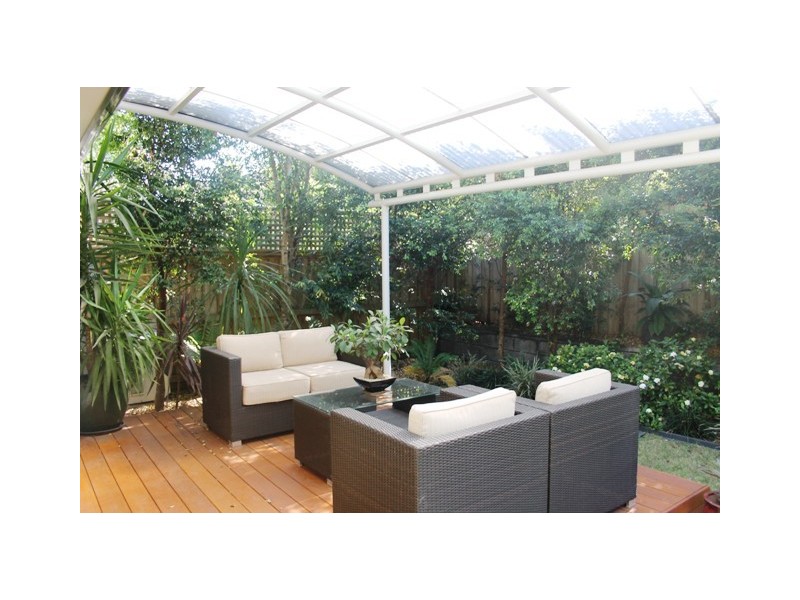 8 Casuarina Drive, Warriewood NSW 2102