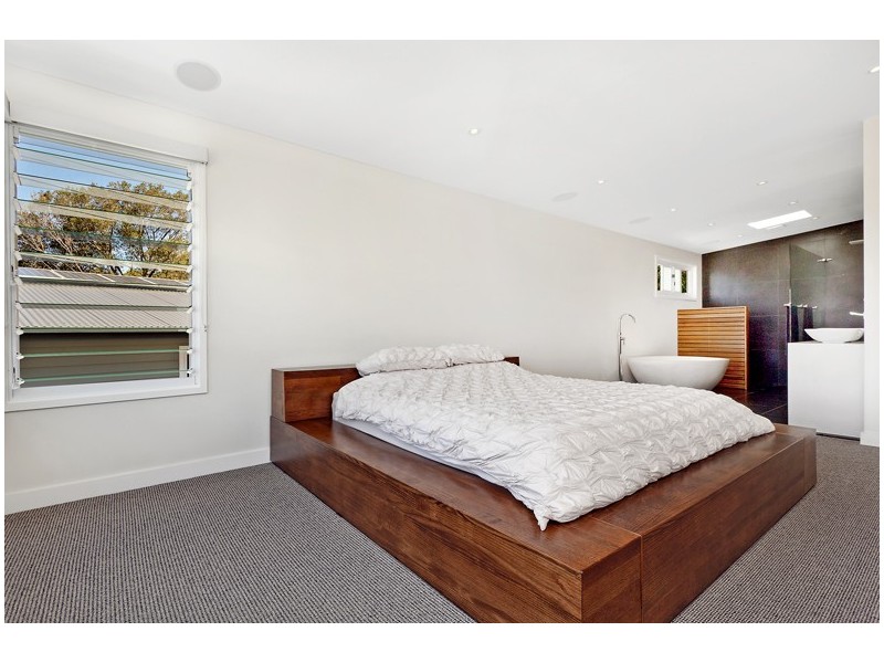 20 Taiyul Road, North Narrabeen NSW 2101