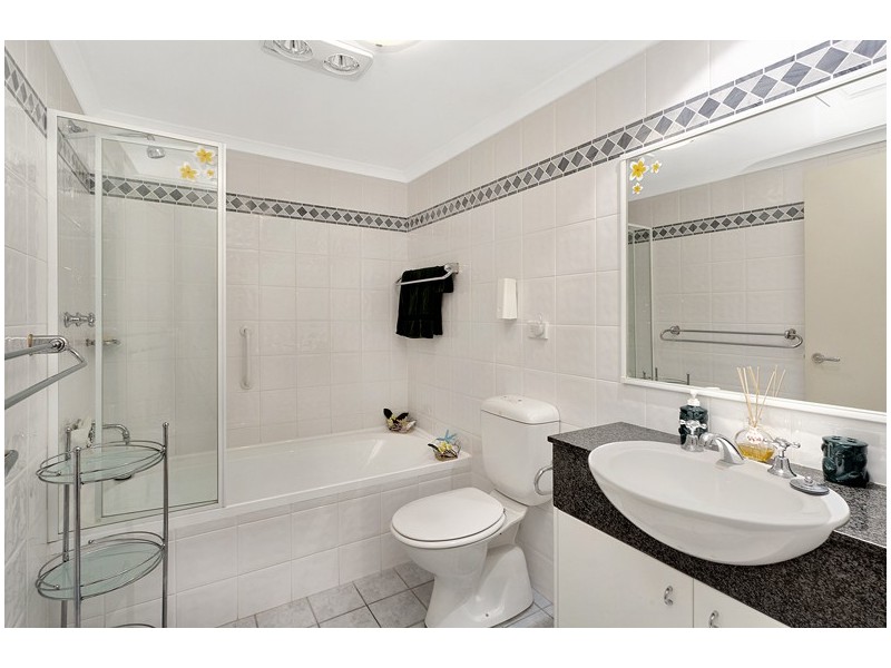 28/1-7 Lagoon Street, Narrabeen NSW 2101