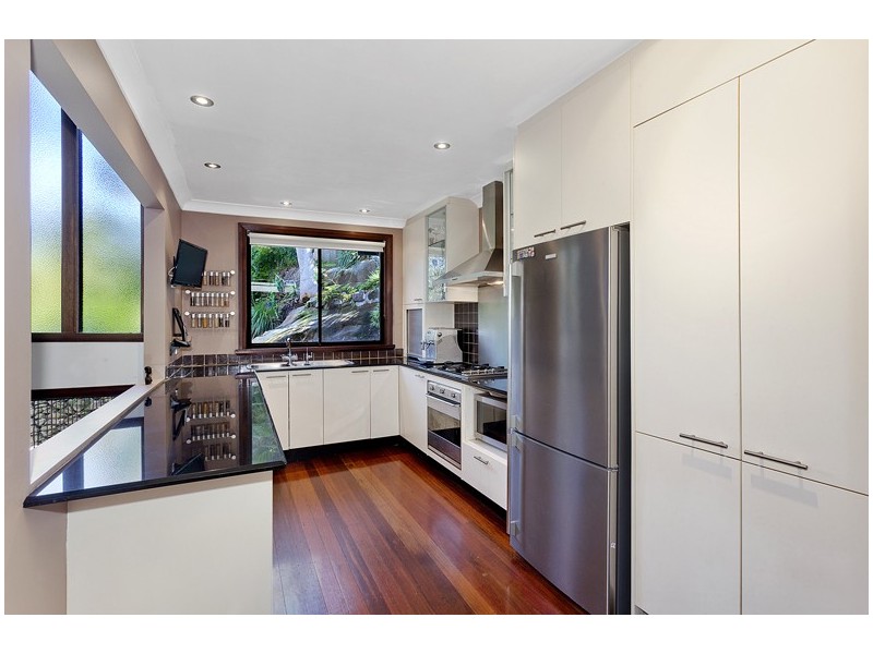 42 Tatiara Crescent, North Narrabeen NSW 2101