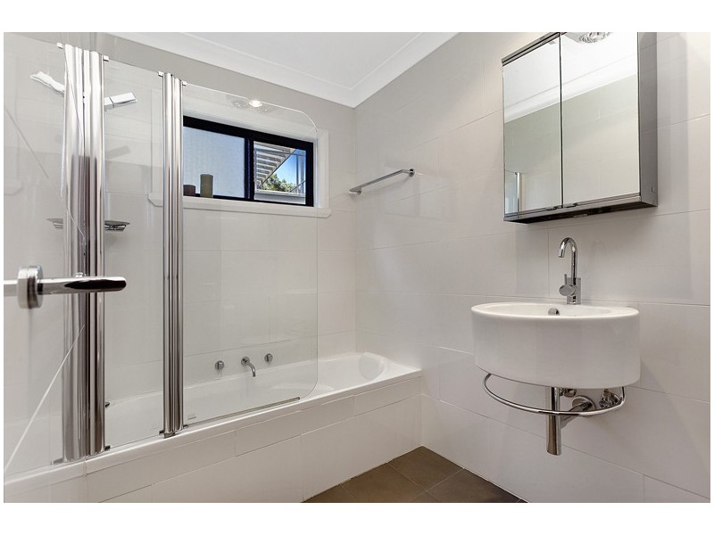 42 Tatiara Crescent, North Narrabeen NSW 2101