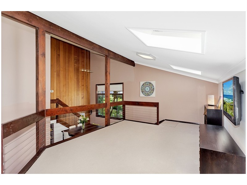 42 Tatiara Crescent, North Narrabeen NSW 2101