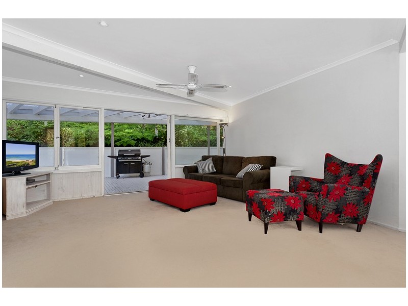 6 Wirrina Place, North Narrabeen NSW 2101