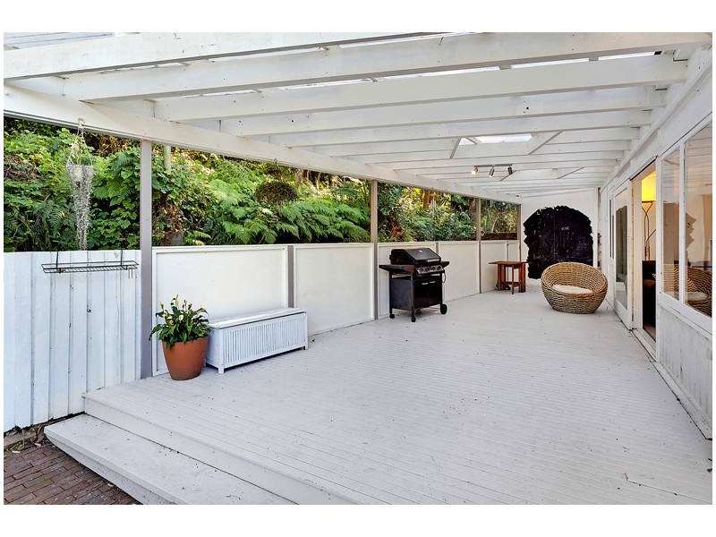 6 Wirrina Place, North Narrabeen NSW 2101